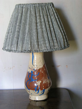 Image of lamp base 