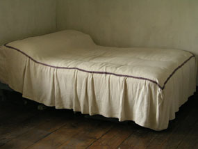 Image of bed 